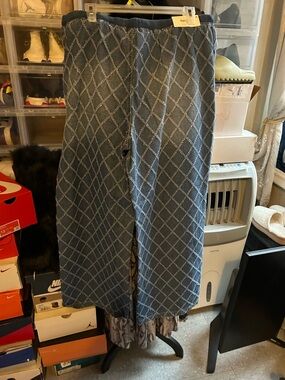 Kensie Blue Diamond-Textured Jeans